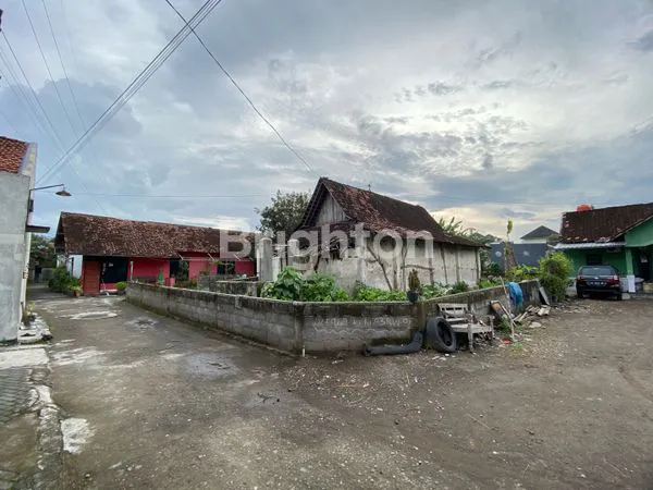 image TANAH PEKARANGAN POSISI HOOK HANYA 3 KM DARI TUGU JOGJA  (2)