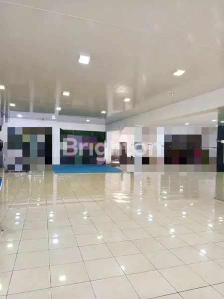 image RUANG USAHA / SHOWROOM STRATEGIS SIAP CUAN. JL. MAJAPAHIT, SEMARANG (4)