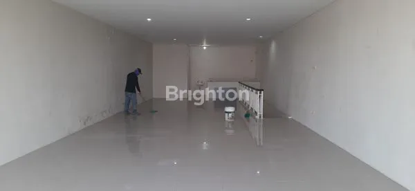 image GUDANG STRATEGIS DI BIZPARK BEKASI, 218M² SIAP HUNI (4)