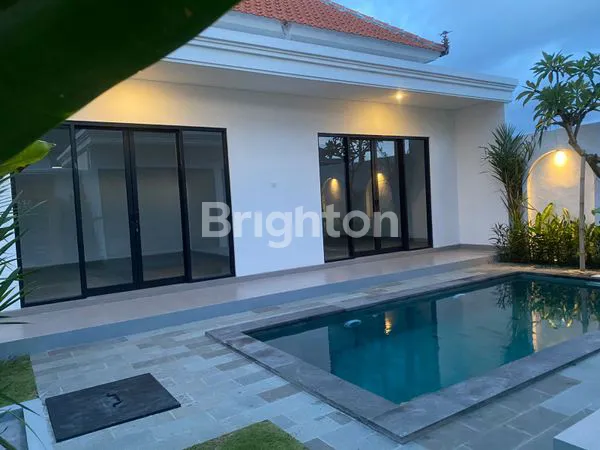 image VILLA BARU DI BUDUK, DEKAT CANGGU, 2 KT (3)