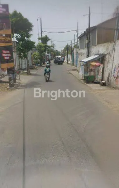 image GUDANG KEDUNG COWEK  DEKAT KYAI TAMBAK DERES , PASAR NAMBANGAN, JEMBATAN SURAMADU SURABAYA ( K 322 ) (3)