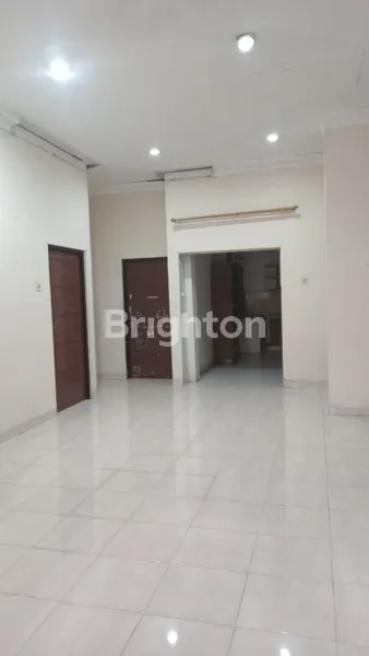 image RUMAH MINIMALIS STRATEGIS DALAM KOMPLEK CINERE ESTATE DEKAT GERBANG TOL CINERE DEPOK (3)