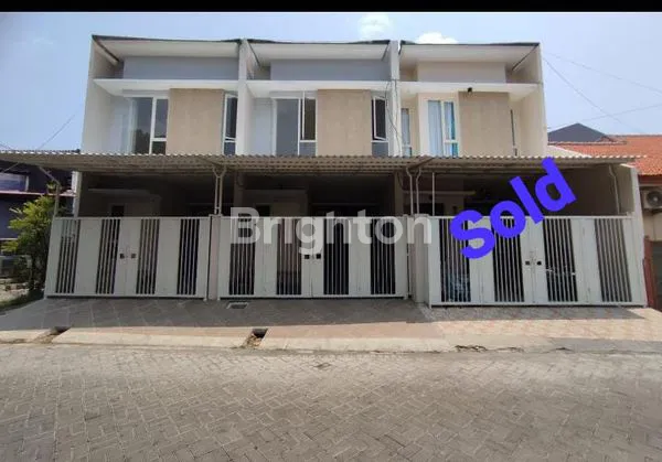 image RUMAH 2 LANTAI DEKAT MERR BEBAS BANJIR DI RUNGKUT MENANGGAL (1)