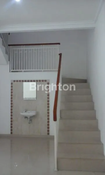 image DIJUAL RUMAH MEWAH SIAP HUNI | JAKA PERMAI CENDANA – BEKASI (5)