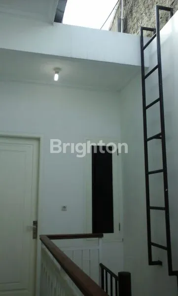 image DIJUAL RUMAH MEWAH SIAP HUNI | JAKA PERMAI CENDANA – BEKASI (7)