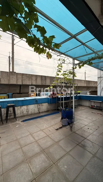 image RUKO GANDENG STRATEGIS DEPAN JALAN RAYA FATMAWATI JAKARTA SELATAN  (7)