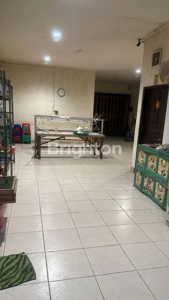 image RUMAH 3 LANTAI DI PENJARINGAN, LT 150M² SHM SIAP HUNI (8)