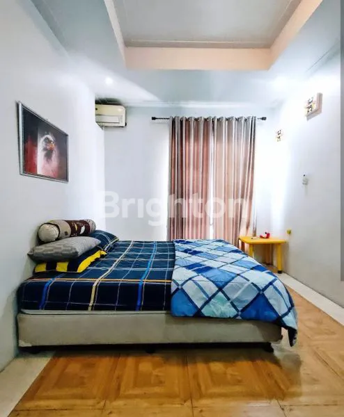 image LOKASI STRATEGIS DEKAT MALL RUMAH 3 LANTAI  BAGUS DAN RAPI SIAP HUNI FULL FURNISHED DIDALAM CLUSTER YANG NYAMAN DAN ASRI CITRAGRAN CIBUBUR ,JATIKARYA,JATI SAMPURNA, BEKASI  (4)