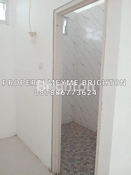 image 3 RUKO STRATEGIS BERDAMPINGAN 3 LANTAI DI PASAR REBO JAKARTA TIMUR  (8)