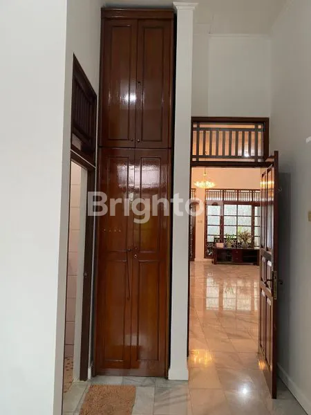 image RUMAH MEWAH SEMI FURNISH JAKA PERMAI (7)