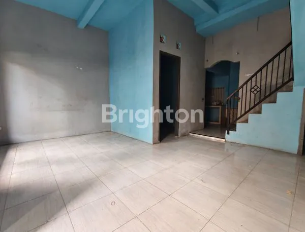 image 300 JUTAAN OBRAL RUMAH 2 LANTAI  KAPAS MADYA (5)