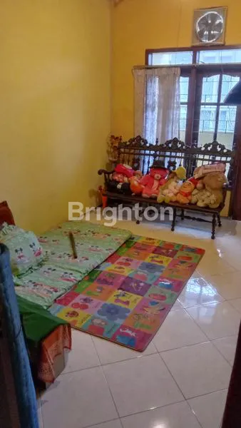 image DIJUAL RUMAH JL. BUNGA-BUNGA (7)