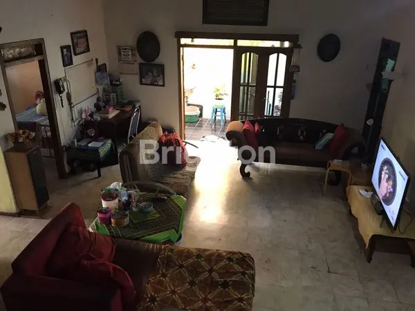 image DIJUAL RUMAH JL. BUNGA-BUNGA (3)