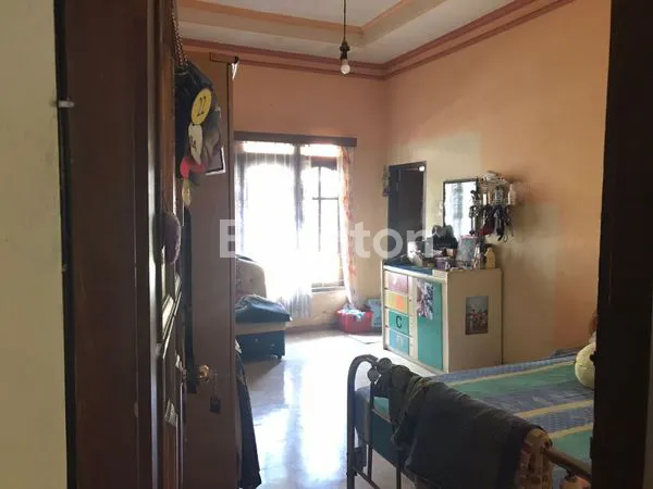 image DIJUAL RUMAH JL. BUNGA-BUNGA (4)