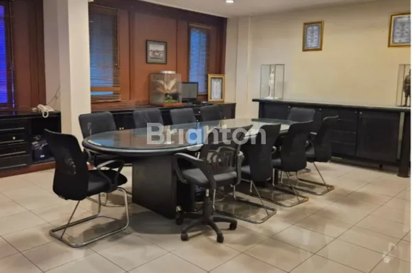 image RUKO LANGKA GANDENG 3 TERAWAT RAPI STRATEGIS FATMAWATI RAYA JAKARTA SELATAN  (4)