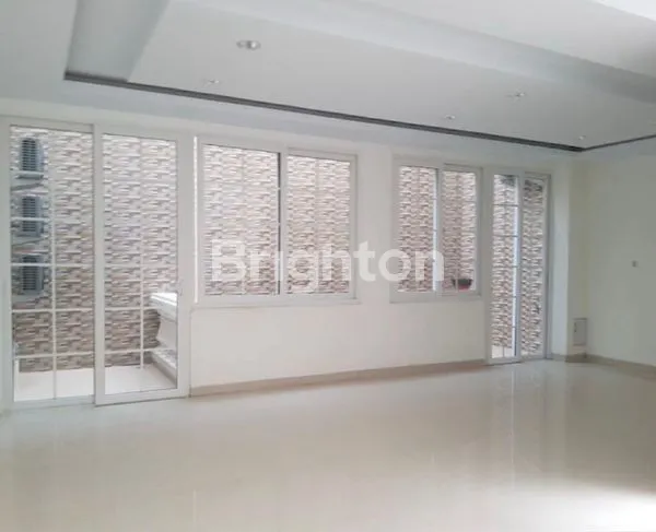 image  DISEWAKAN RUMAH VILLA SIAP HUNI FULL FURNISHED  KOMPLEK CEMARA ASRI JALAN AZALEA  (6)