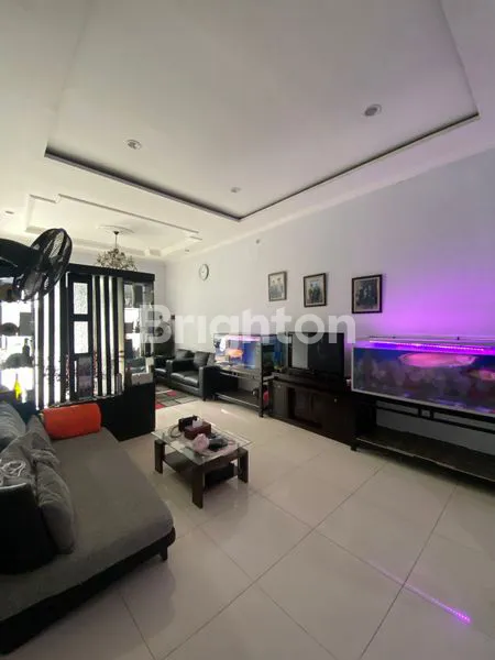 image RUMAH 2 LANTAI DI CIBUBUR 5 MENIT KE LRT (8)