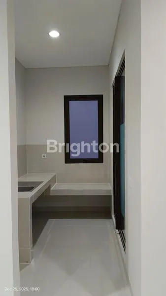 image EMINENT BSD – RUMAH 2 LANTAI, 3+1 KAMAR, SIAP HUNI (5)
