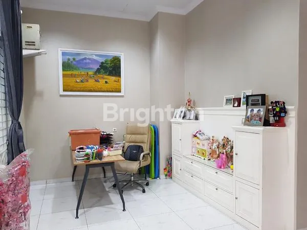 image DISEWAKAN RUMAH VILLA SIAP HUNI FULL FURNISHED GRAND CEMARA ASRI  (5)