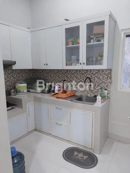 image RUMAH DI KARAH TAMA SURABAYA (7)