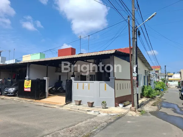 image RUMAH HOOK DI BATAM CENTRE FULL FURNISH DAN FULL RENOVASI (1)