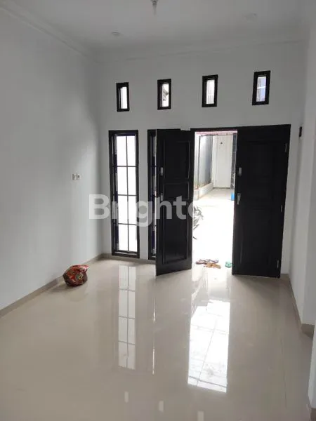 image RUMAH BARU SIAP RENOV (2)