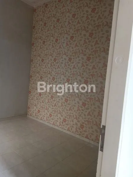 image RUMAH STRATEGIS DI PERMATA JINGGA, 3 KT DEKAT UB (5)