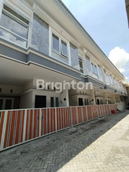 image RUMAH BARU DI PLOSO TIMUR DEKAT KALIJUDAN, KARANG ASEM, KENJERAN, LEBAK, KARANG EMPAT, MULYOREJO & MERR (1)