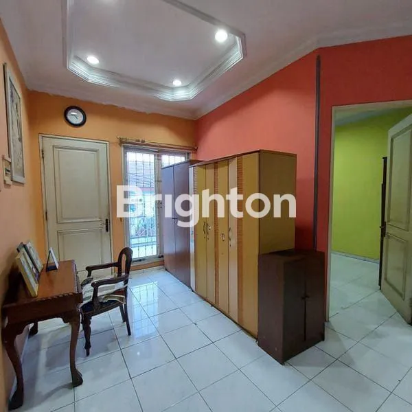 image RUMAH 2 LT , NYAMAN, SIAP HUNI  DI DURI KEPA DEKAT TAMAN ANGGREK (3)