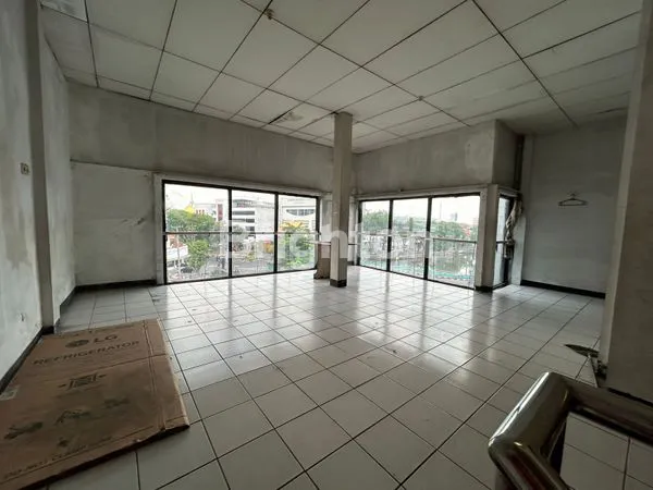 image RUKO 4 LANTAI DI PENELEH, LUAS 360M² (2)