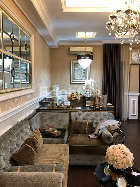 image SELANGKAH DARI JALAN RAYA AHYANI (7)