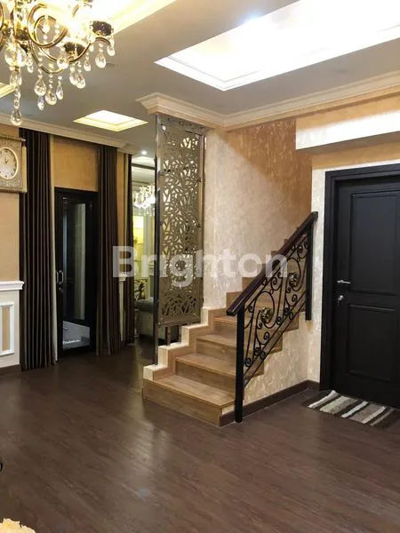 image SELANGKAH DARI JALAN RAYA AHYANI (4)