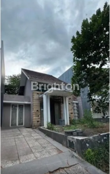 image RUMAH HITUNG TANAH STRATEGIS CLUSTER MAXWELL CITRALAND SURABAYA (1)