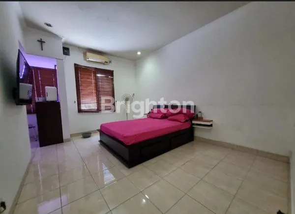 image HUNIAN NYAMAN 4+1 KT DI CLUSTER PRESTISIUS BSD  (7)