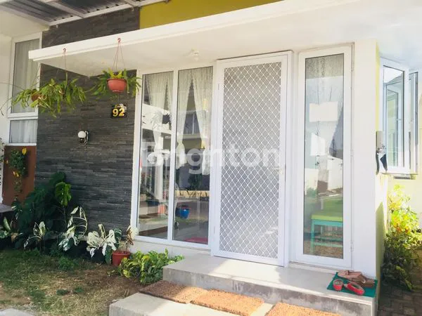 image RUMAH MEWAH 2 LT, FULL FURNISH CANTIK DI SPRINGHILL GARDEN (3)