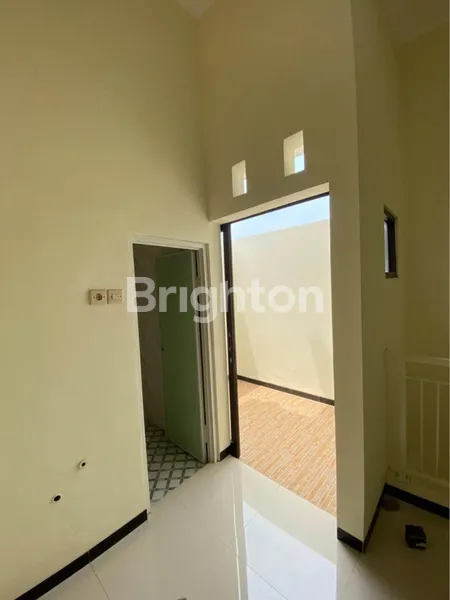 image DIJUAL RUMAH RAYA MEDOKAN TAMBAK (8)