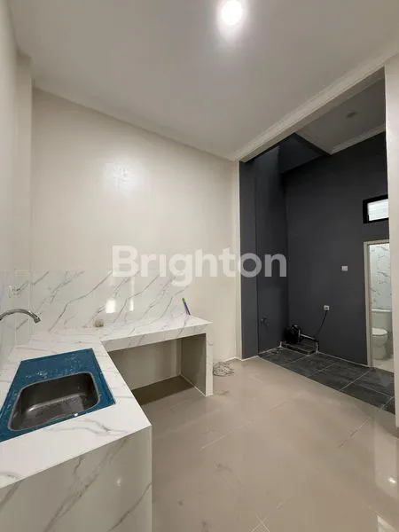 image RUMAH BANGUNAN BARU DEKAT PINTU TOL REGENSI MELATI MAS SERPONG TANGERANG SELATAN (5)