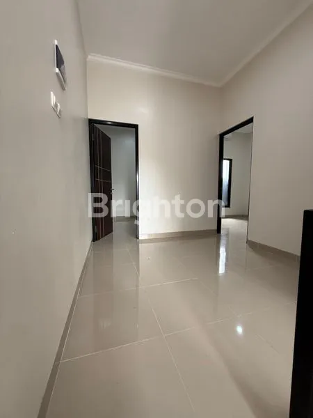 image RUMAH BANGUNAN BARU DEKAT PINTU TOL REGENSI MELATI MAS SERPONG TANGERANG SELATAN (6)