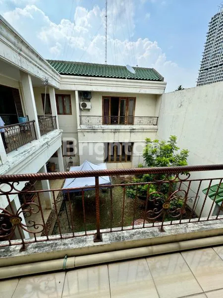 image RUMAH MEWAH 6 KT DI AMPERA, LT 497M² (4)