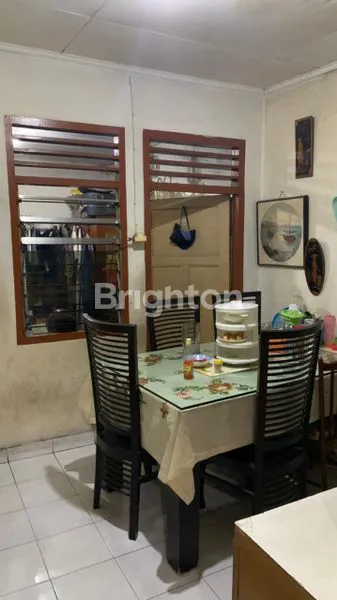 image RUMAH SCOND KEBAYORAN (2)