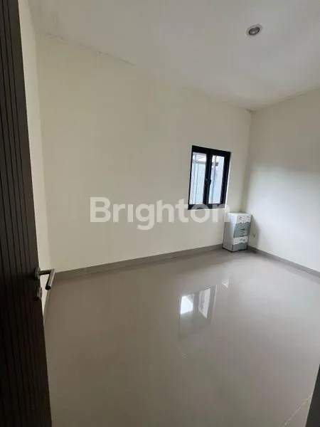 image RUMAH 2 LANTAI SEMI FURNISHED ASRI NYAMAN SEJUK DI RANCAMAYA REAL ESTATE BOGOR (7)