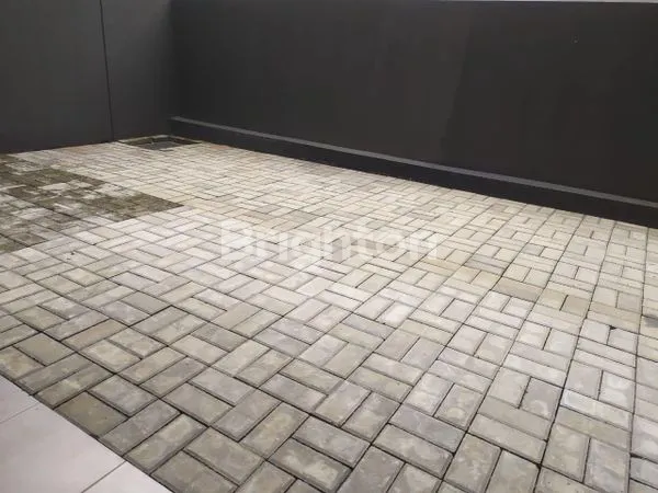 image RUMAH 2 LANTAI SEMI FURNISHED ASRI NYAMAN SEJUK DI RANCAMAYA REAL ESTATE BOGOR (5)