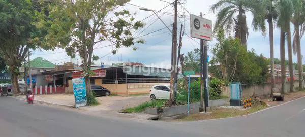 image LAHAN STRATEGIS 1.230 M²,SHM  COCOK UNTUK USAHA DI ENGGAL (2)