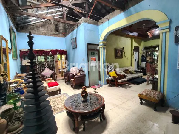 image RUMAH POJOK 2 LANTAI LT 255M² DI WARU SIDOARJO (7)