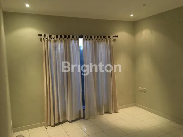 image RUMAH LUAS 4 KAMAT TIDUR & STRATEGIS JALAN TONDANO SANUR -DENPASAR SELATAN  (8)