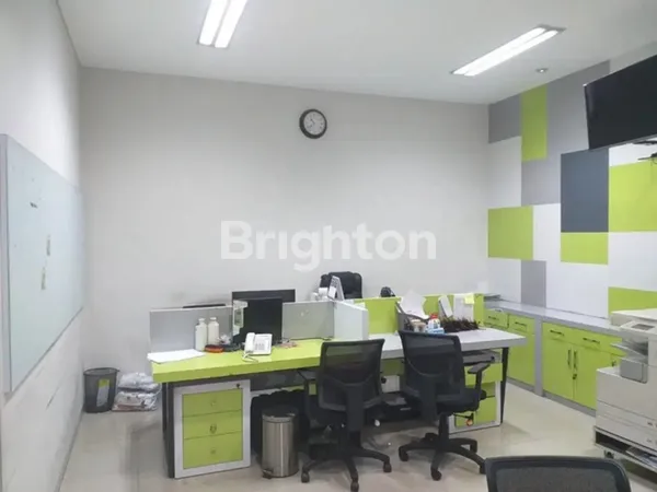 image DIJUAL RUKO UNTUK PERKANTORAN NOLL JALAN PERAK SIAP PAKAI, LOKASI STRATEGIS  (4)