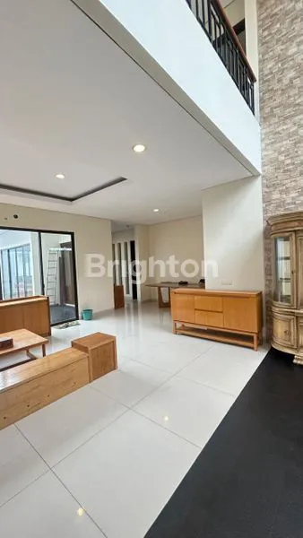 image RUMAH 2 LANTAI RAPIH SIAP HUNI CLUSTER MAYFIELD (2)