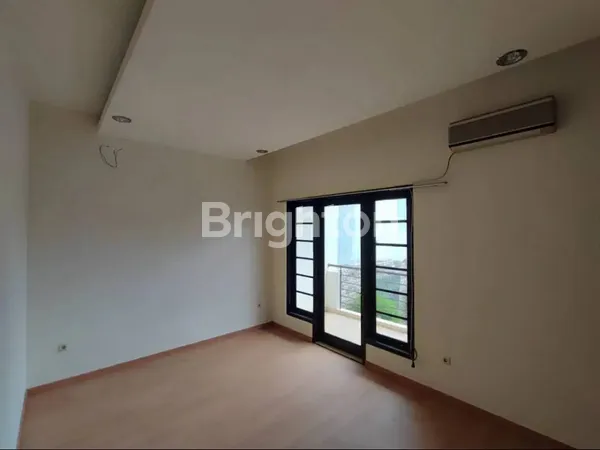 image RUMAH JEMURSARI BARU RENOV SIAP HUNI, ROW JALAN LEBAR, SELANGKAH RAYA JEMURSARI, DEKAT AHMAD YANI (5)