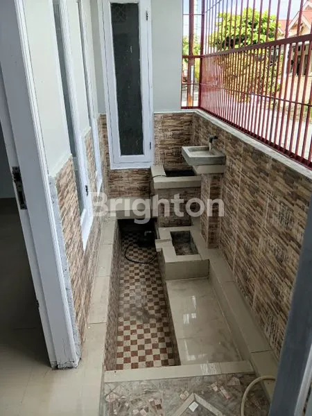 image RUMAH SIAP HUNI 3 KAMAR TIDUR SURAT SHM DI JL.CIPTA KARYA PANAM (7)