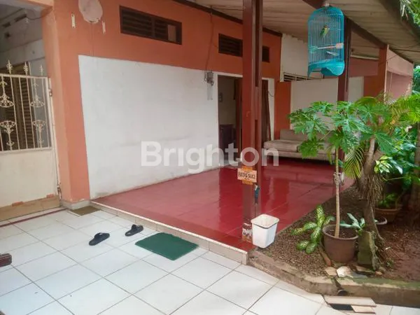 image RUMAH STRATEGIS GANDARIA, 4 KT + PAVILIUN TERPISAH (1)